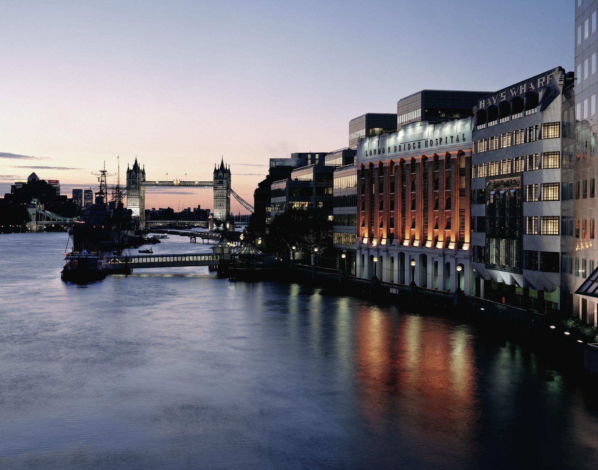 building_1_external_river_night_09_2017_LBH